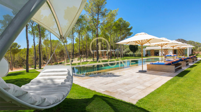 Resort di lusso paradisiaco con vista mare in affitto, Ibiza