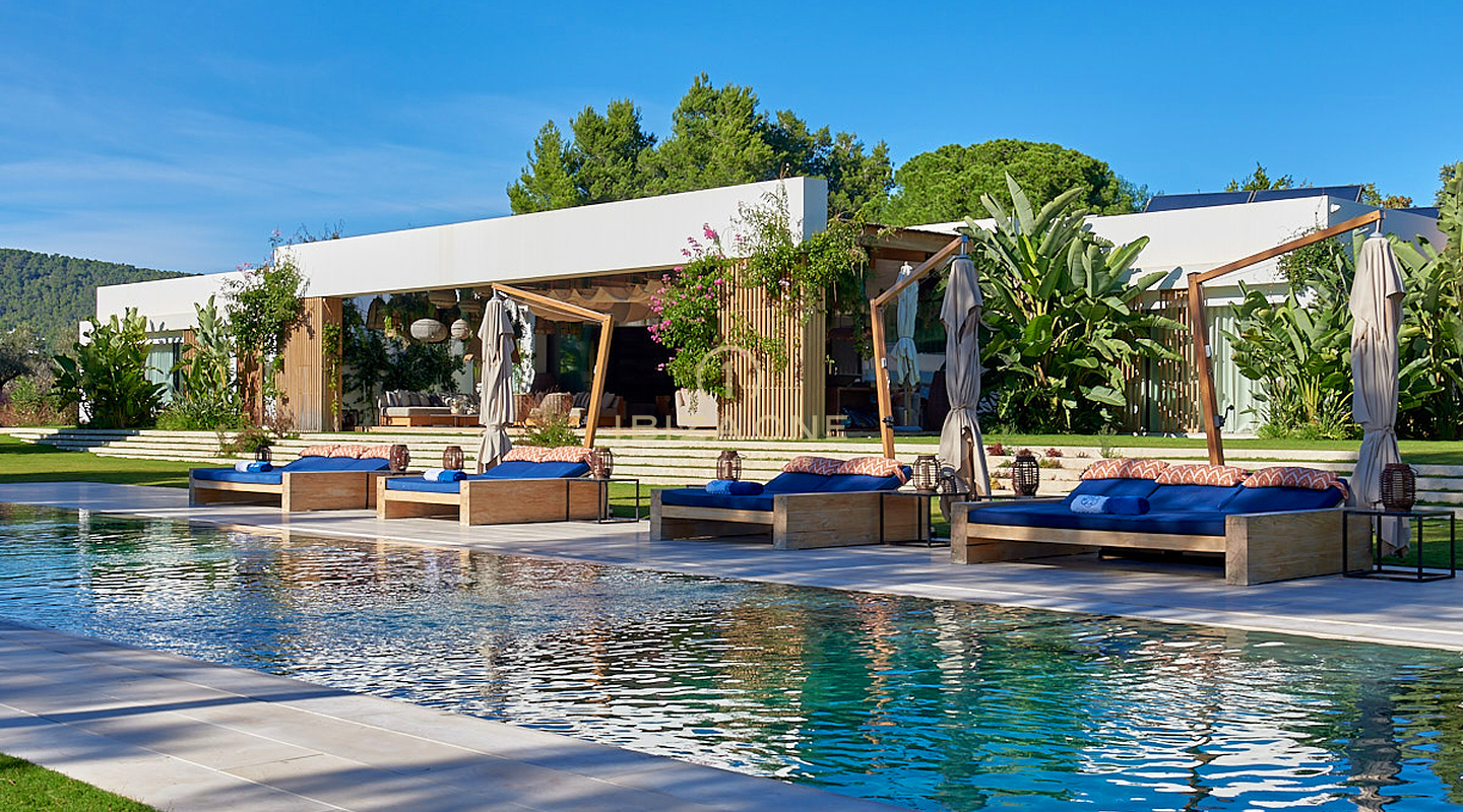 Heavenly luxury resort with sea views for rent, Ibiza
