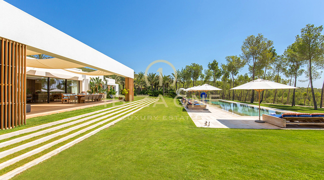 Complexe de luxe paradisiaque avec vue sur la mer à louer, Ibiza