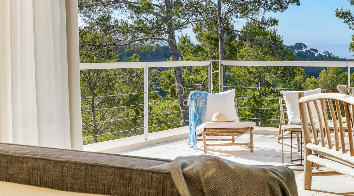 Nieuw gebouwd luxe vakantiehuis met privacy en uitzicht op zee te huur, Ibiza