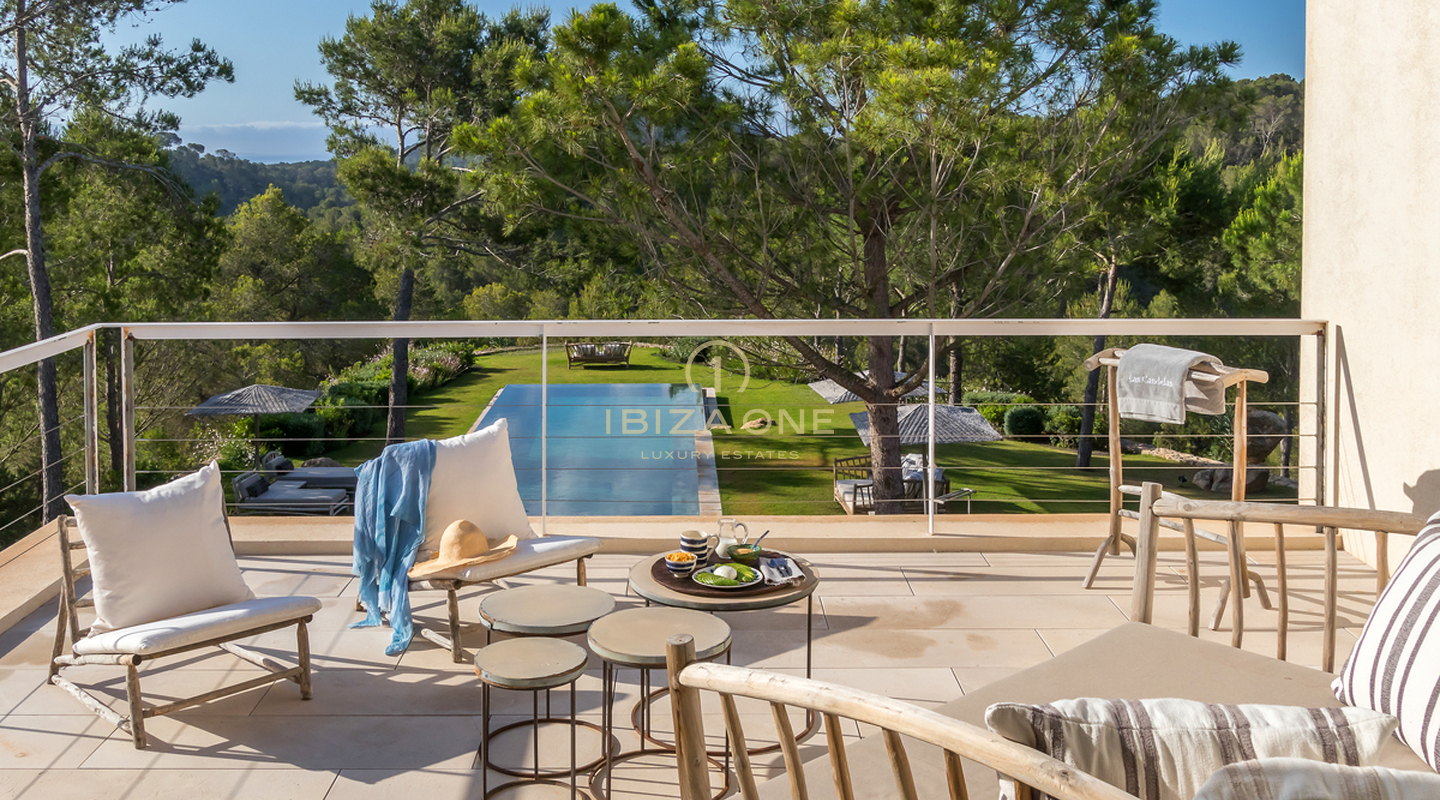 Nieuw gebouwd luxe vakantiehuis met privacy en uitzicht op zee te huur, Ibiza