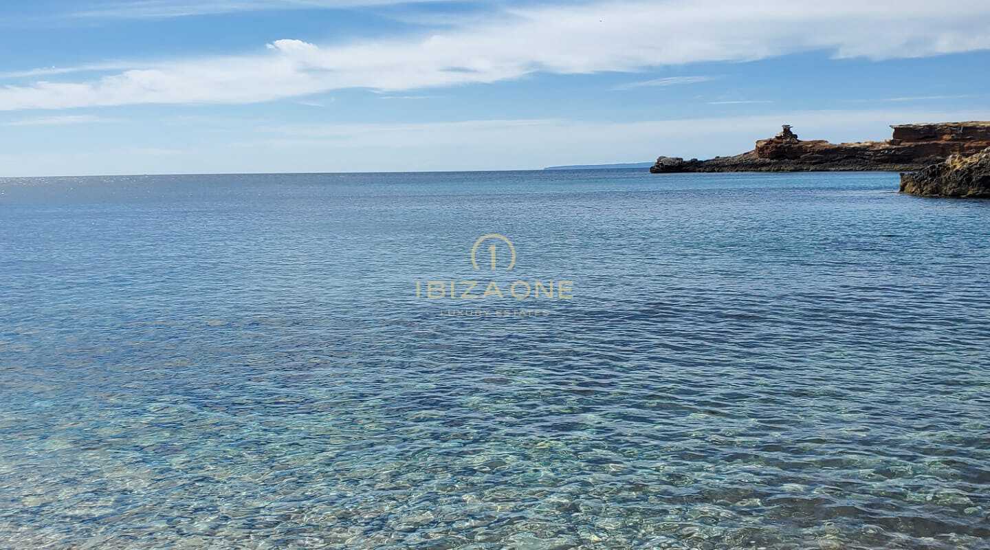 Modern luxury villa with sea access just a few minutes from Ibiza town for rent, Ibiza - this luxury house is for sale too, Ibiza