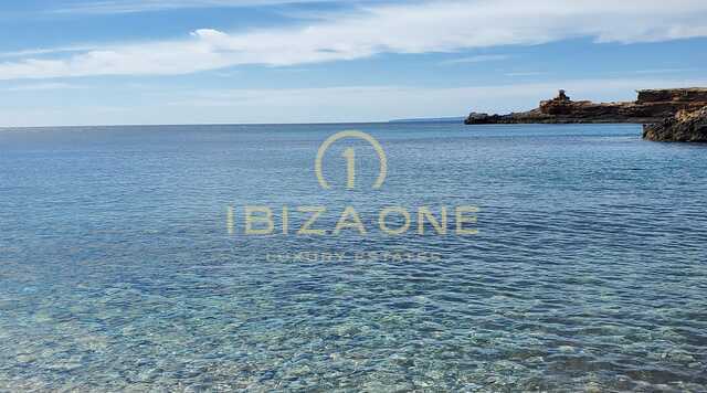 Moderna villa di lusso con accesso al mare a pochi minuti dalla città di Ibiza in affitto, Ibiza - questa casa di lusso è anche in vendita, Ibiza