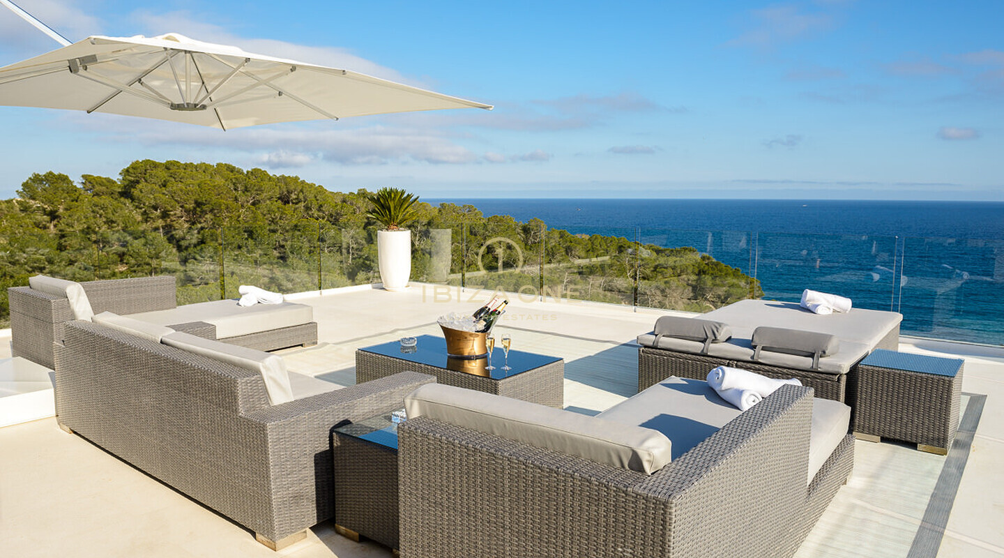 Villa de luxe moderne avec accès à la mer à quelques minutes de la ville d'Ibiza à louer, Ibiza - cette maison de luxe est également à vendre, Ibiza