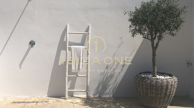 Modern luxury renovated villa in Can Pep Simo with views for sale, Ibiza