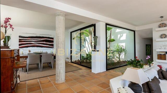 Modern sea view villa in a great location for sale