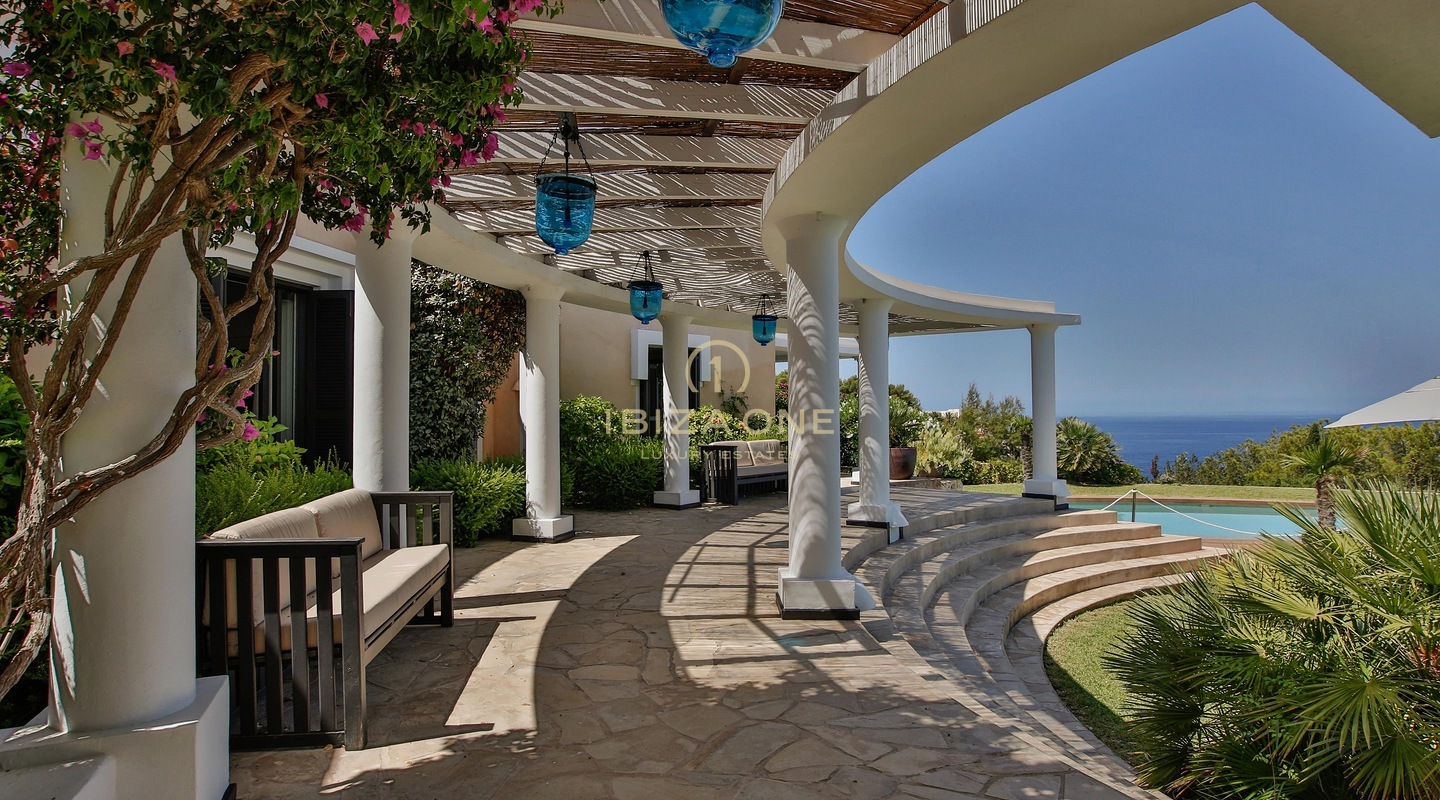 First sea line villa with sea access and beautiful views for rent, Ibiza