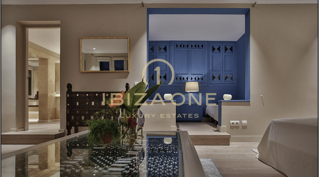 Villa en première ligne de mer avec accès à la mer et belles vues à louer, Ibiza