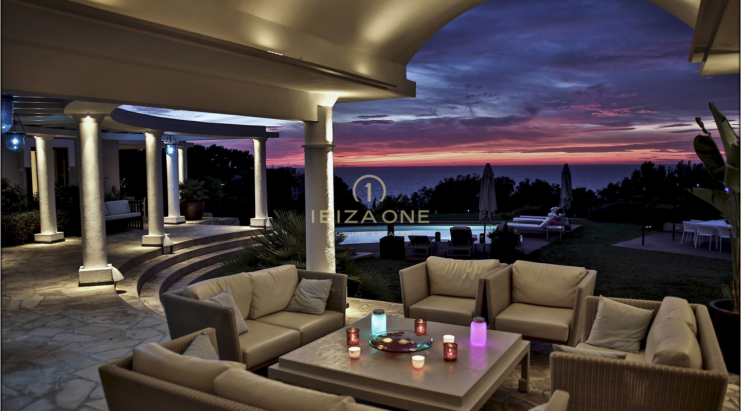 First sea line villa with sea access and beautiful views for rent, Ibiza