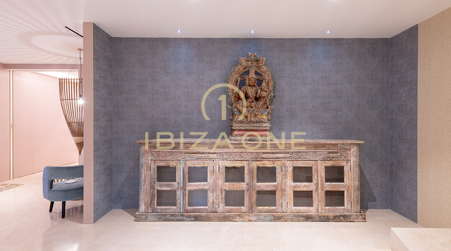 Joyau d'Ibiza – Propriété de prestige avec vue panoramique sur la mer et intimité totale à Santa Eulalia, Ibiza