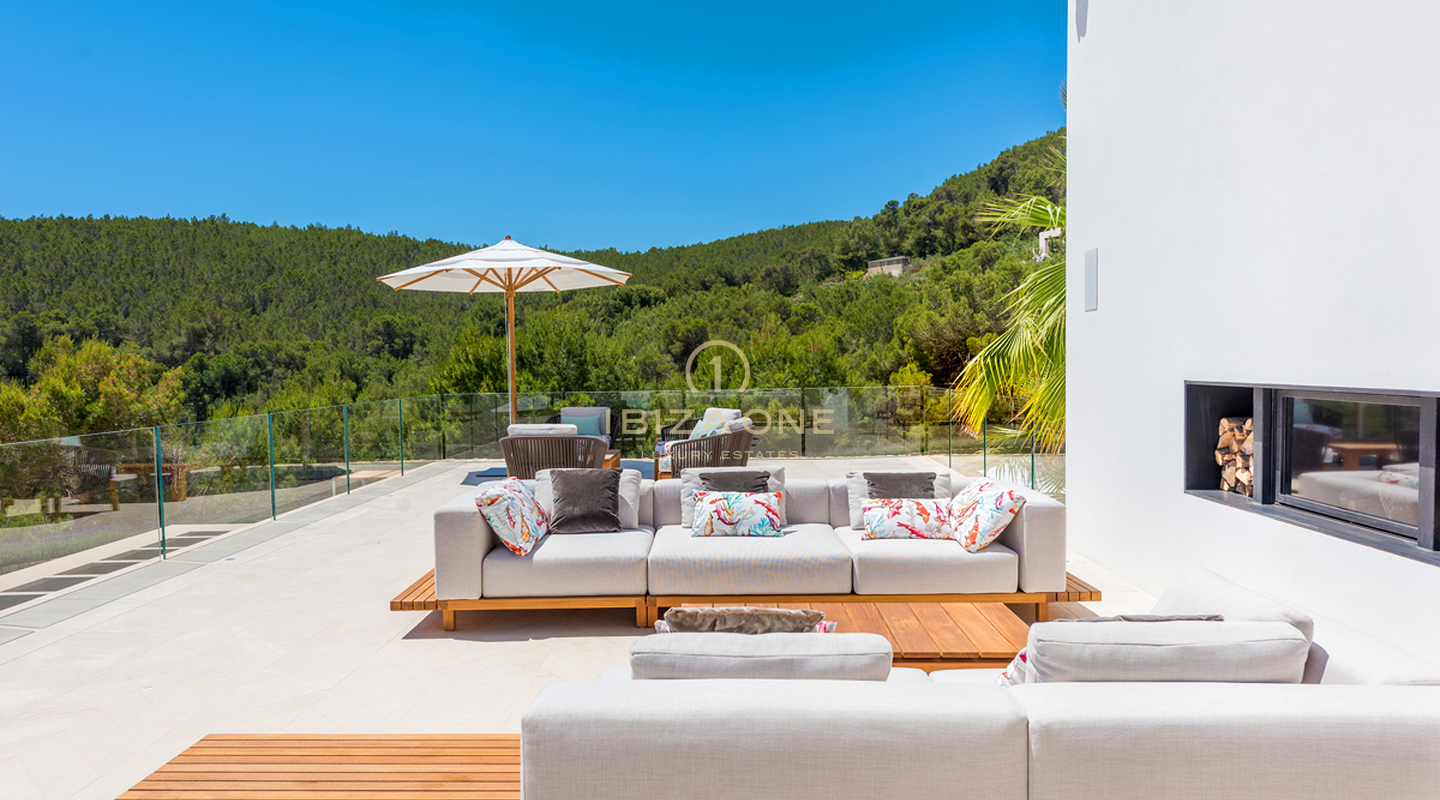 Het kroonjuweel van Ibiza – Megalandgoed met panoramisch uitzicht op zee en volledige privacy in Sta. Eulalia te koop, Ibiza.