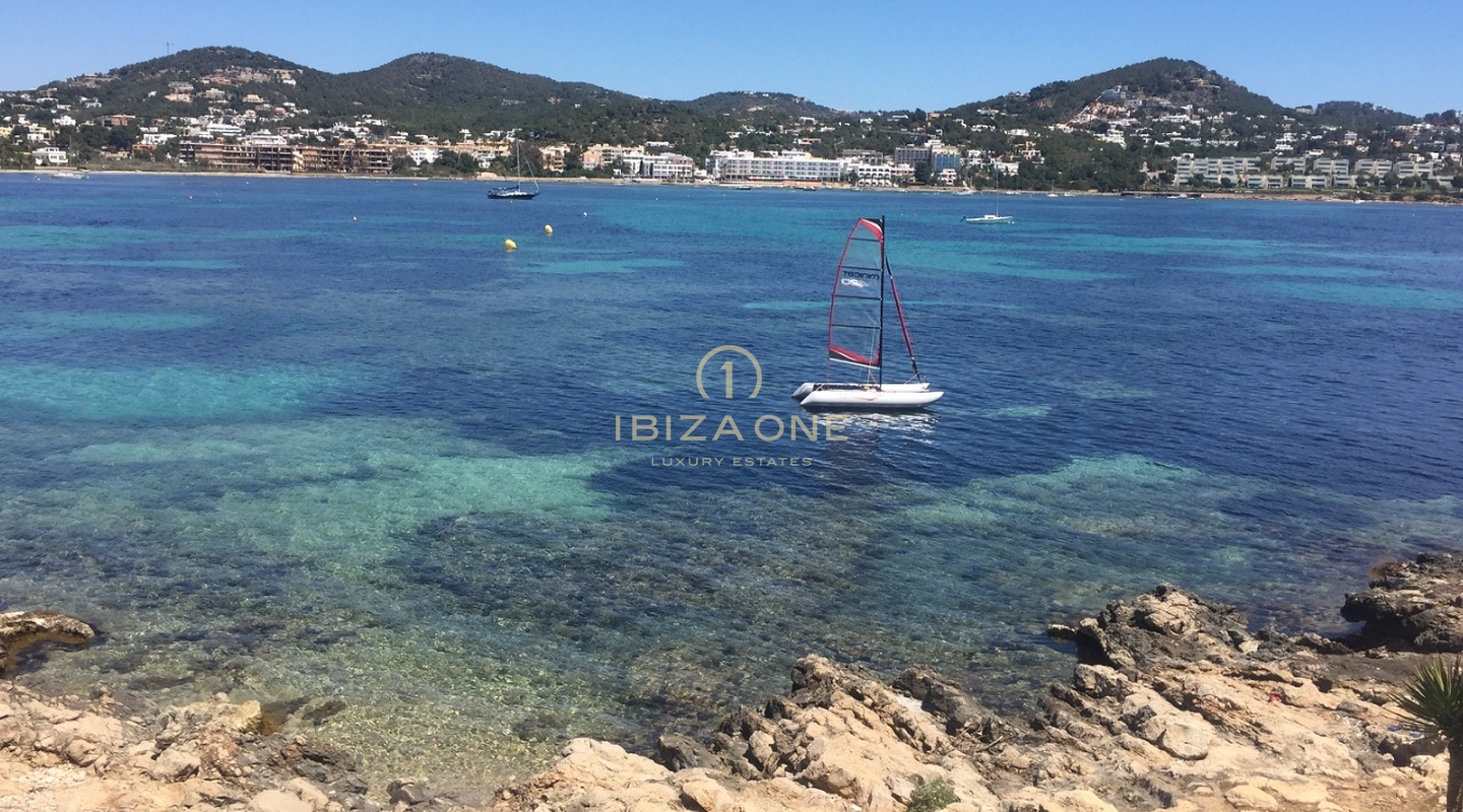 First line apartment with private sea access for rent, Ibiza