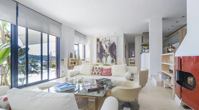 Appartamento in prima linea con accesso privato al mare in affitto, Ibiza