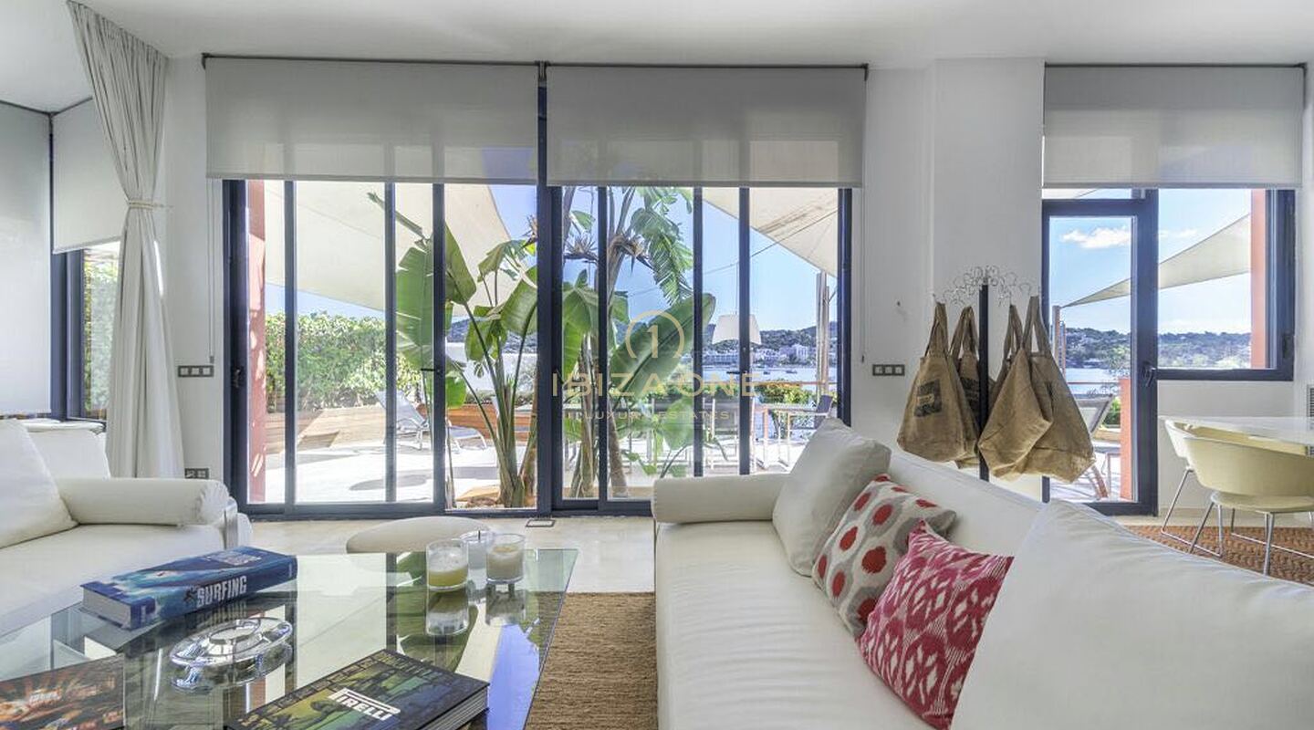 Appartamento in prima linea con accesso privato al mare in affitto, Ibiza