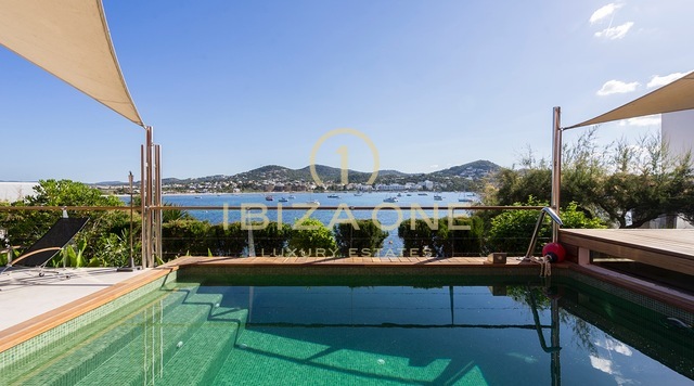 Apartment in erster Meereslinie mit privatem Meerzugang zu vermieten, Ibiza