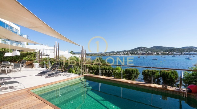 Appartement op de eerste lijn met privétoegang tot de zee te huur, Ibiza