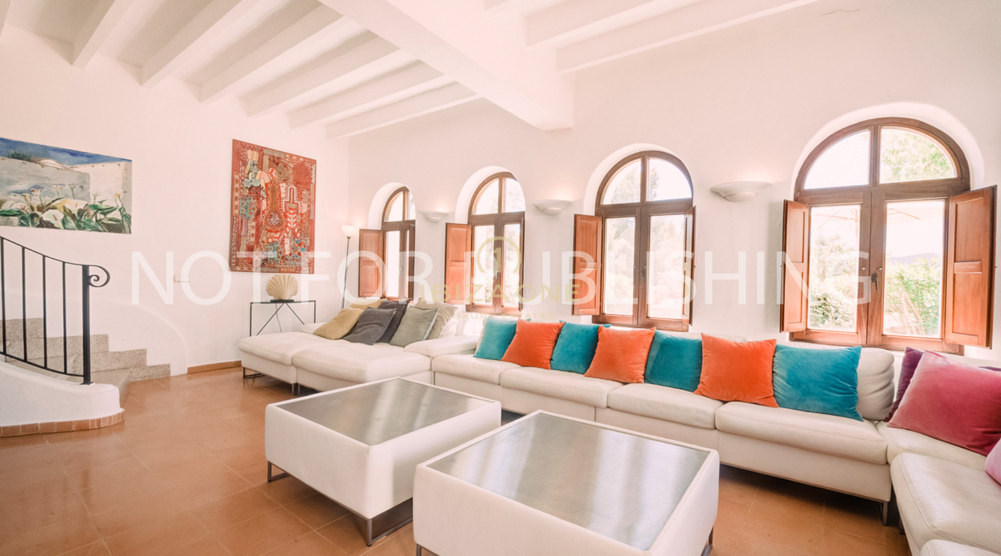 Fantastique propriété de luxe avec une maison principale et une maison d'hôtes séparée à vendre, Ibiza - maison de luxe à louer, Iibza
