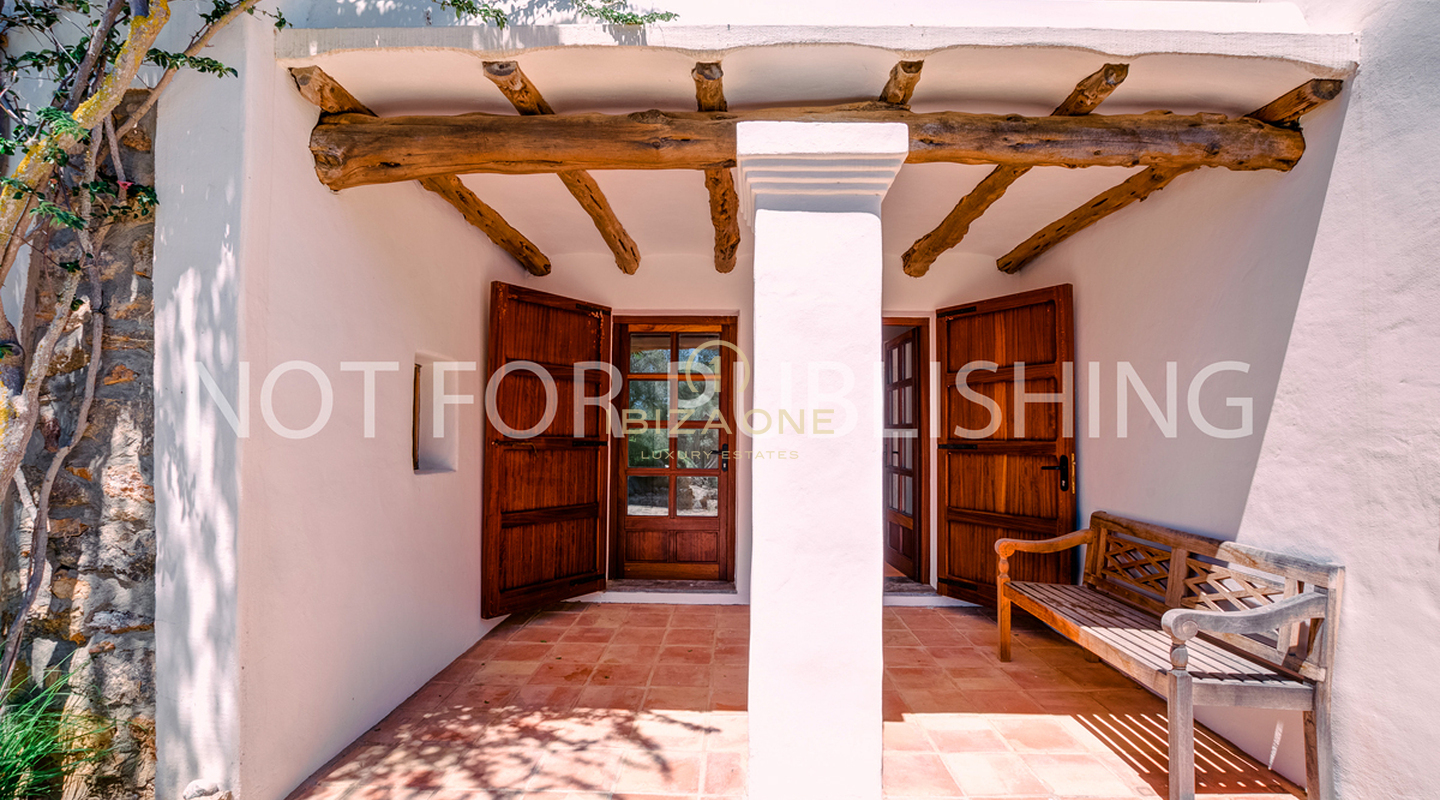 Fantastic luxury property with a main house and separate guest house for sale, Ibiza - luxury house for rent, Iibza