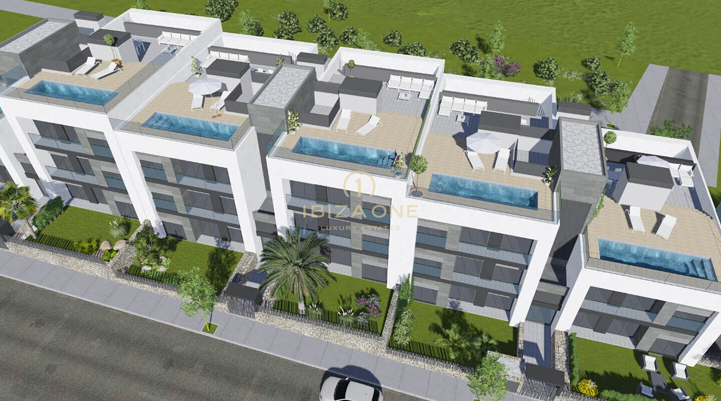Neu gebautes Penthouse, nur wenige Minuten vom Starnd Talamanca zum Verkauf