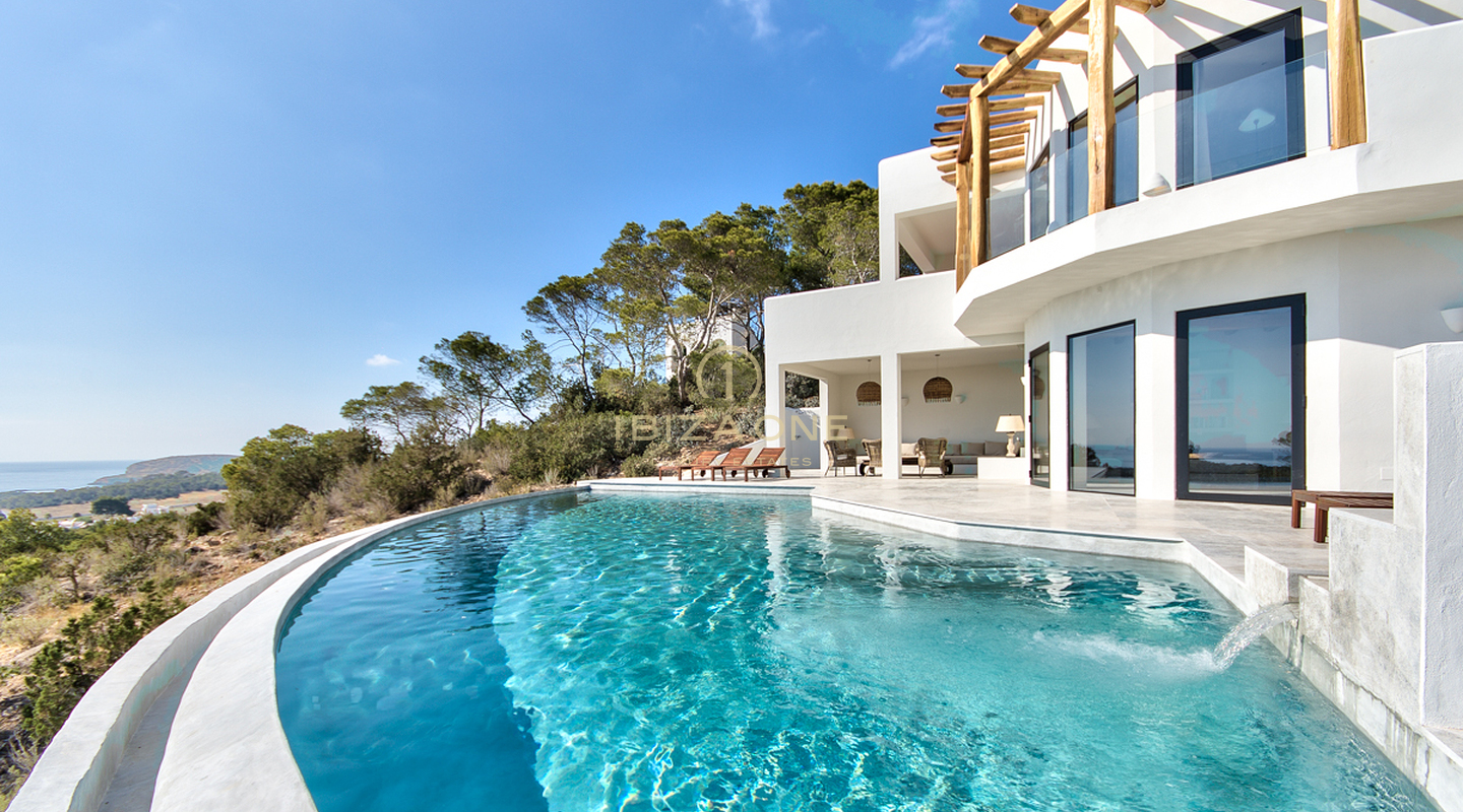 Belle villa Blakstad avec vue mer à vendre
