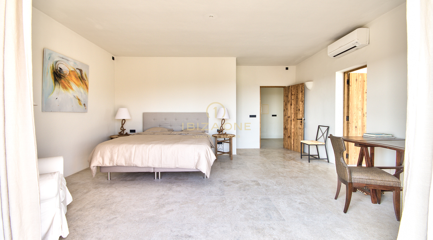 Hermosa villa Blakstad con vistas al mar en venta