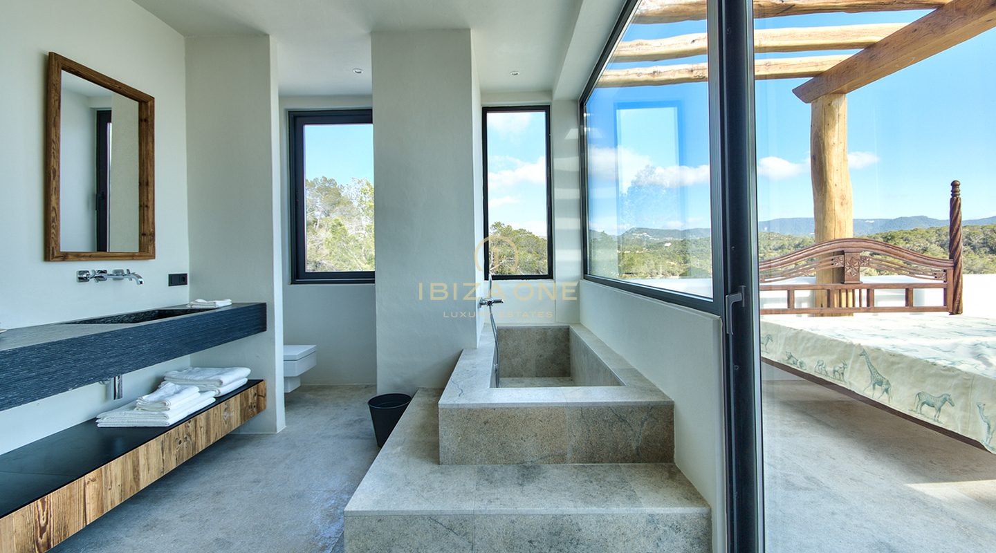 Hermosa villa Blakstad con vistas al mar en venta
