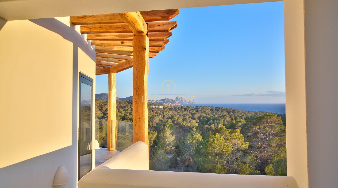Hermosa villa Blakstad con vistas al mar en venta