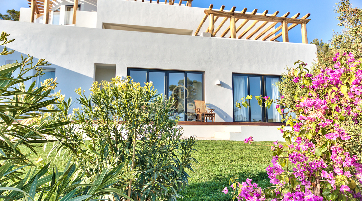 Belle villa Blakstad avec vue mer à vendre