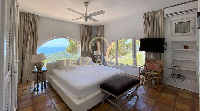 Moroccan country style villa with views of the sea and Dalt Vila for sale