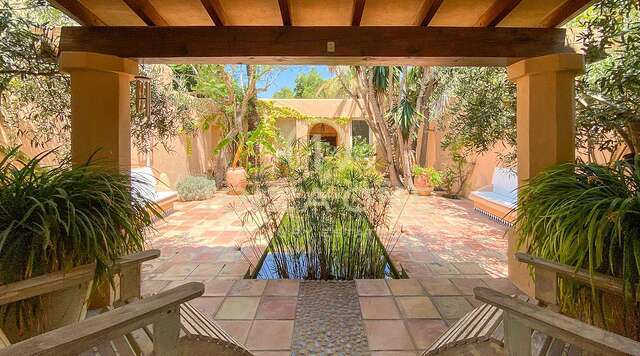 Moroccan country style villa with views of the sea and Dalt Vila for sale