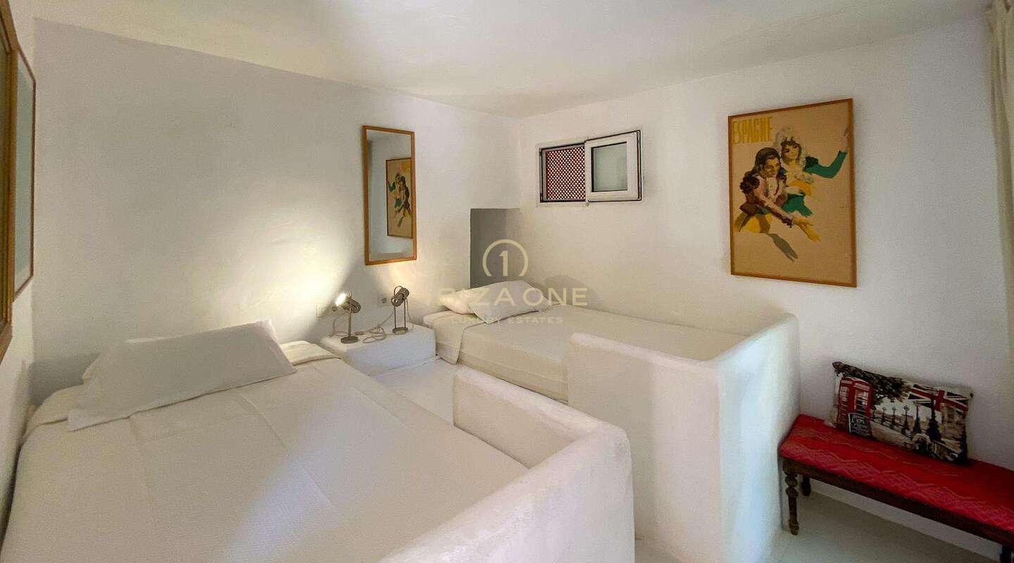 Villa in stile country marocchino con vista sul mare e Dalt Vila in vendita