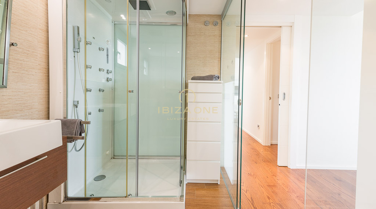 Zentral gelegenes Penthouse im Top Zustand zum Verkauf