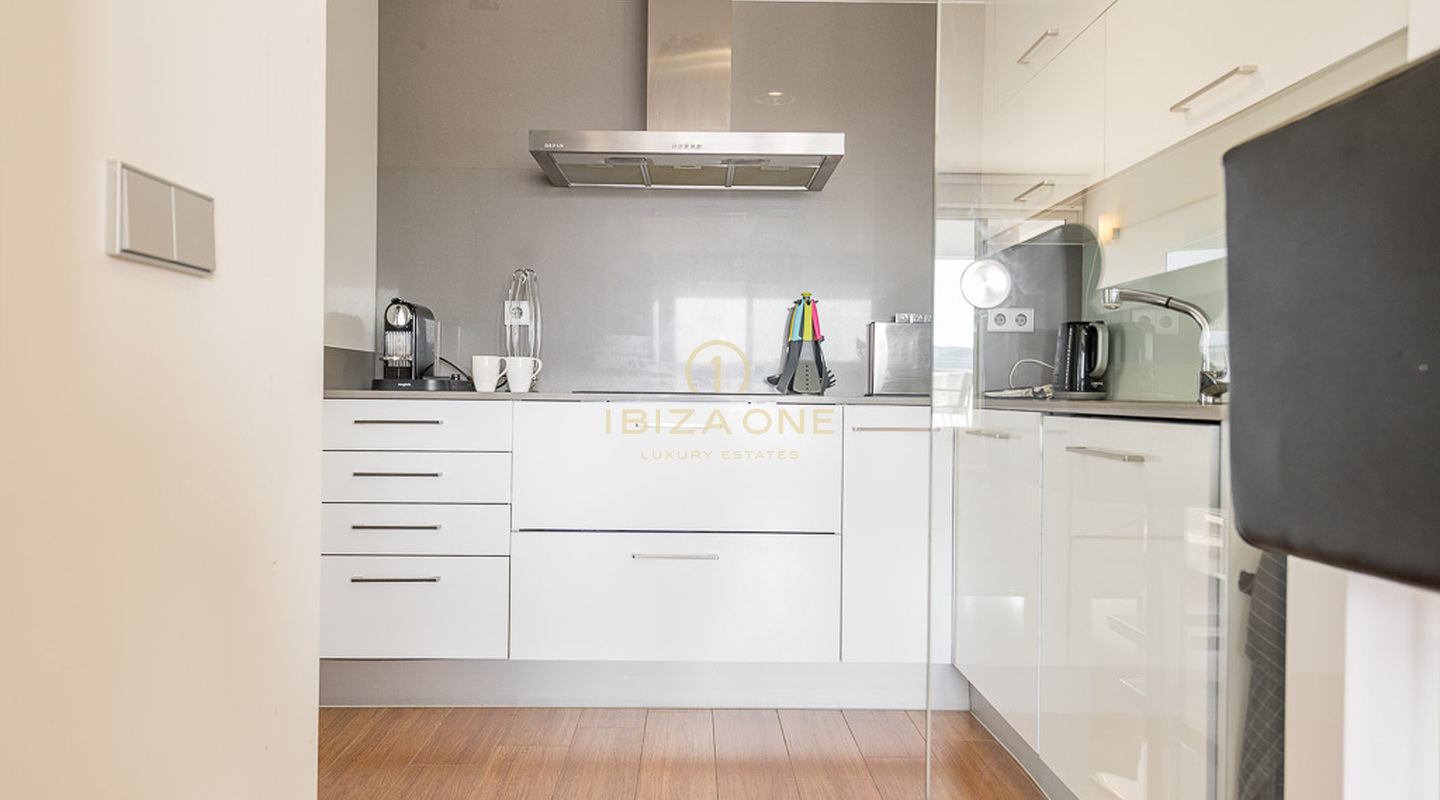 Ático céntrico en excelentes condiciones a la venta