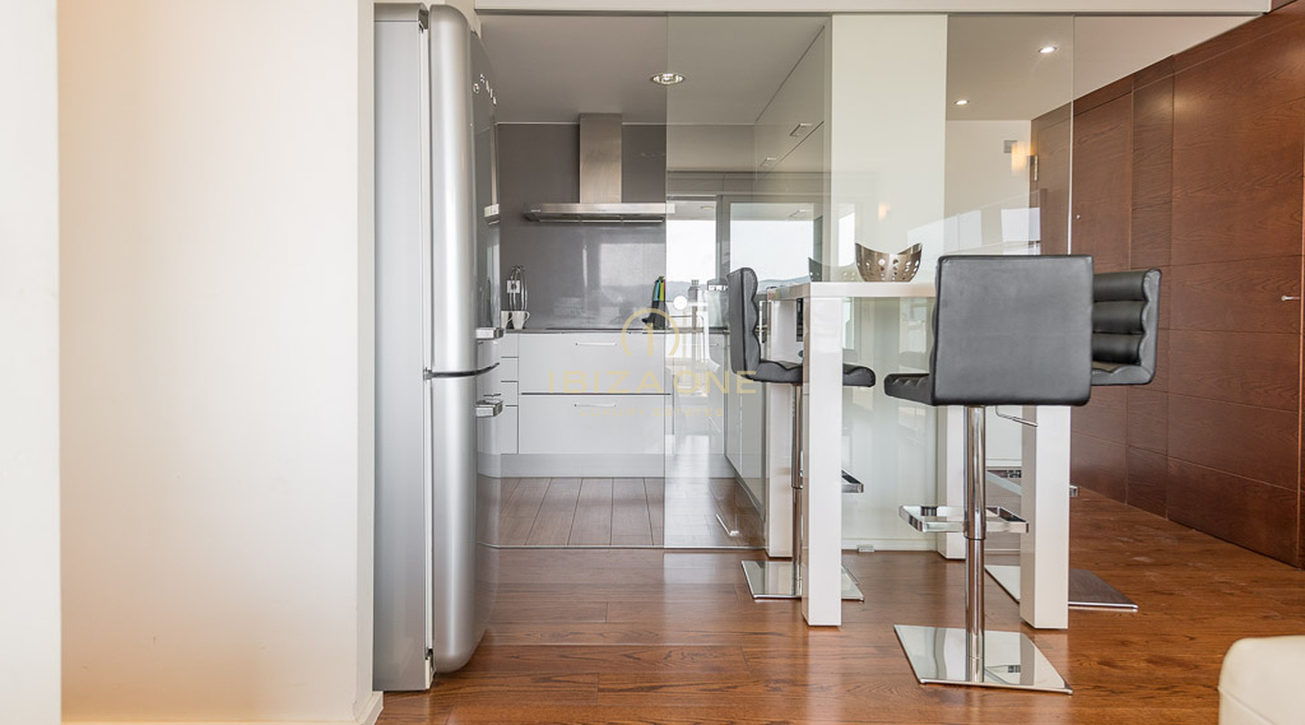 Ático céntrico en excelentes condiciones a la venta