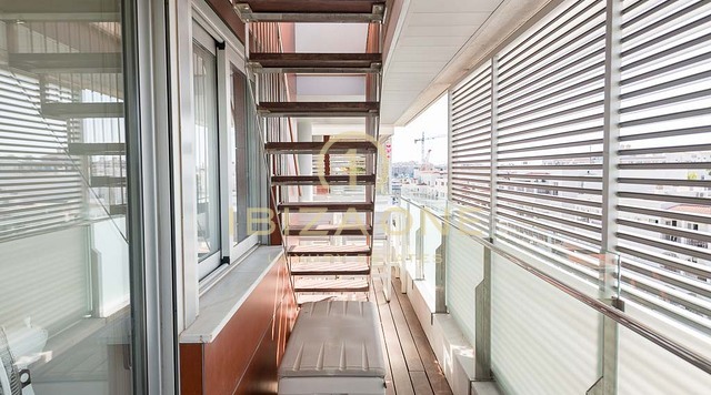 Centrally located penthouse in top condition for sale