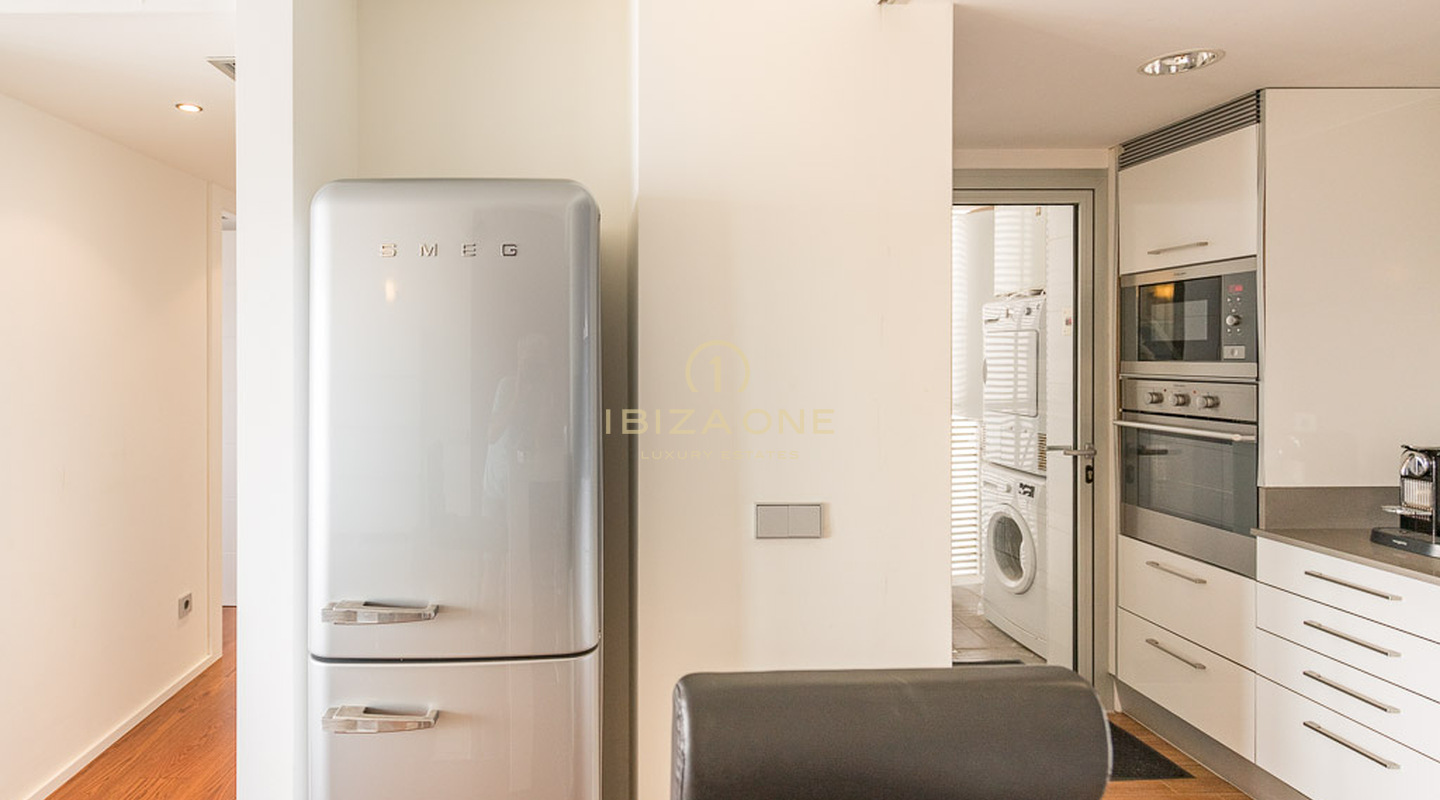 Centraal gelegen penthouse in topconditie te koop