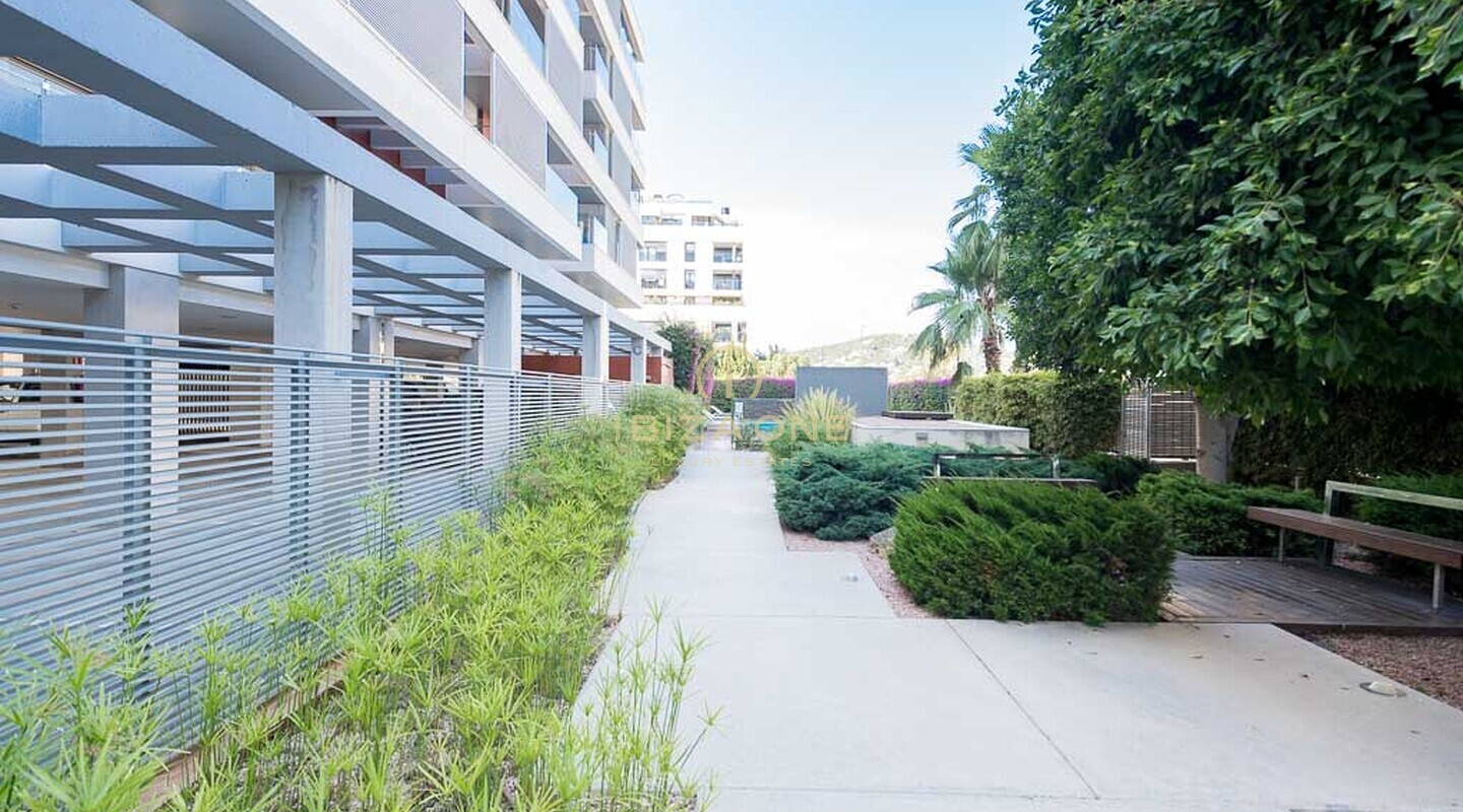Ático céntrico en excelentes condiciones a la venta