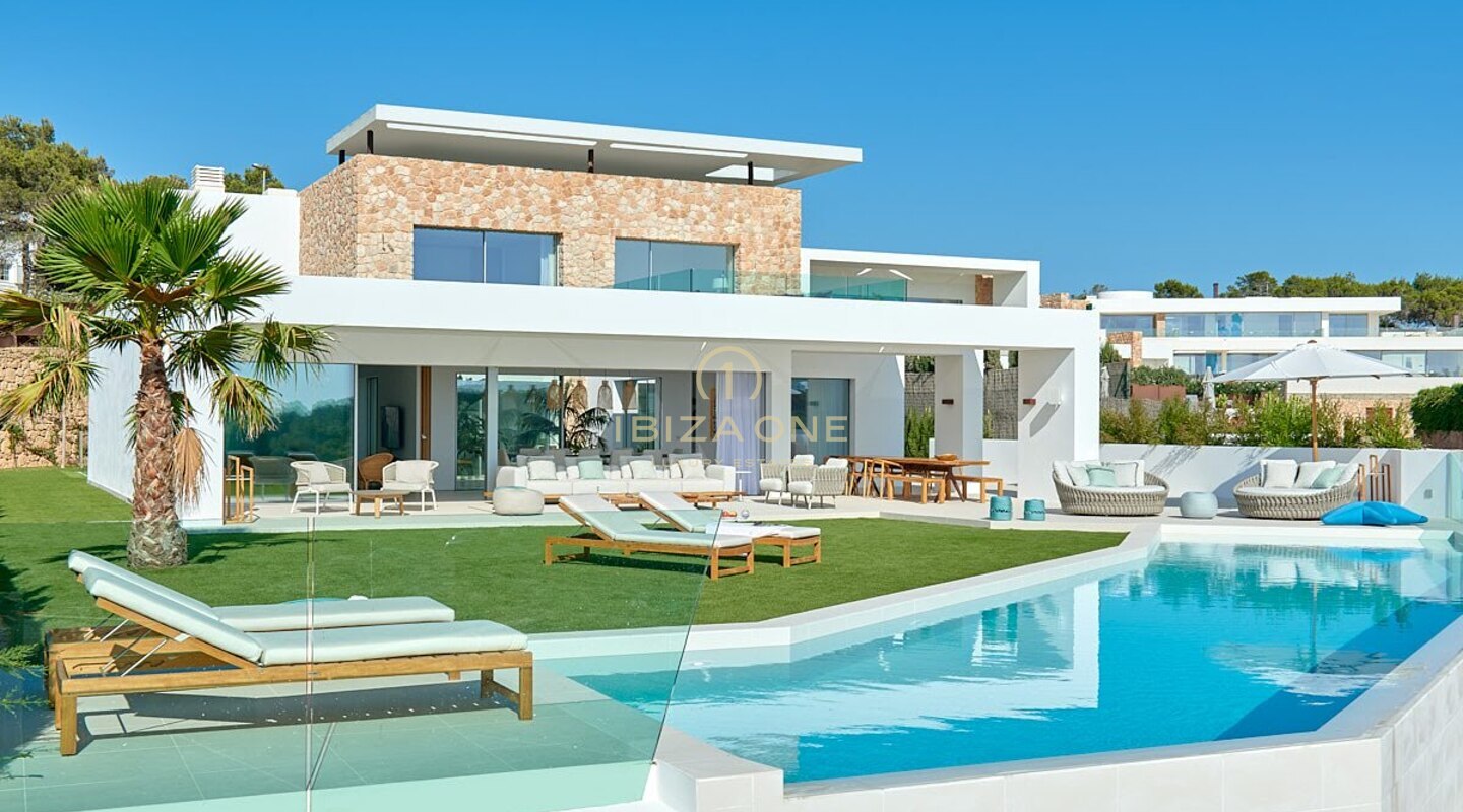 Moderne neu gebaute Luxusvilla mit unglaublichem Blick auf den Sonnenuntergang und das Meer in privater Urbanisation zu verkaufen, Ibiza