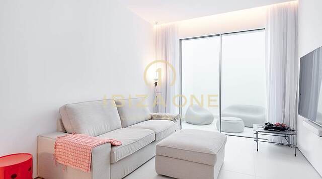 Villa de luxe moderne nouvellement construite avec une vue incroyable sur le coucher du soleil et la mer dans une urbanisation privée à vendre, Ibiza