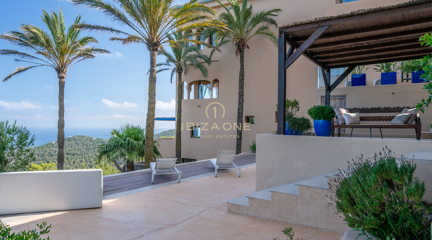 Villa de luxe extraordinaire avec vue sur la mer, Dalt Vila et Formentera à vendre