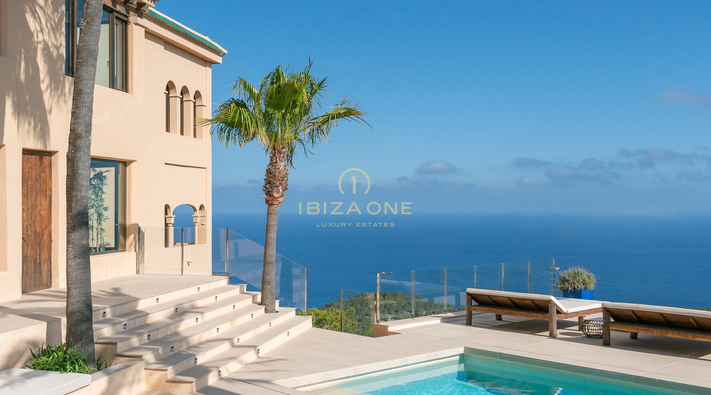 Villa de luxe extraordinaire avec vue sur la mer, Dalt Vila et Formentera à vendre