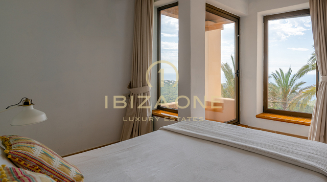 Extraordinary luxury villa with views to the sea, Dalt Vila and Formentera for sale