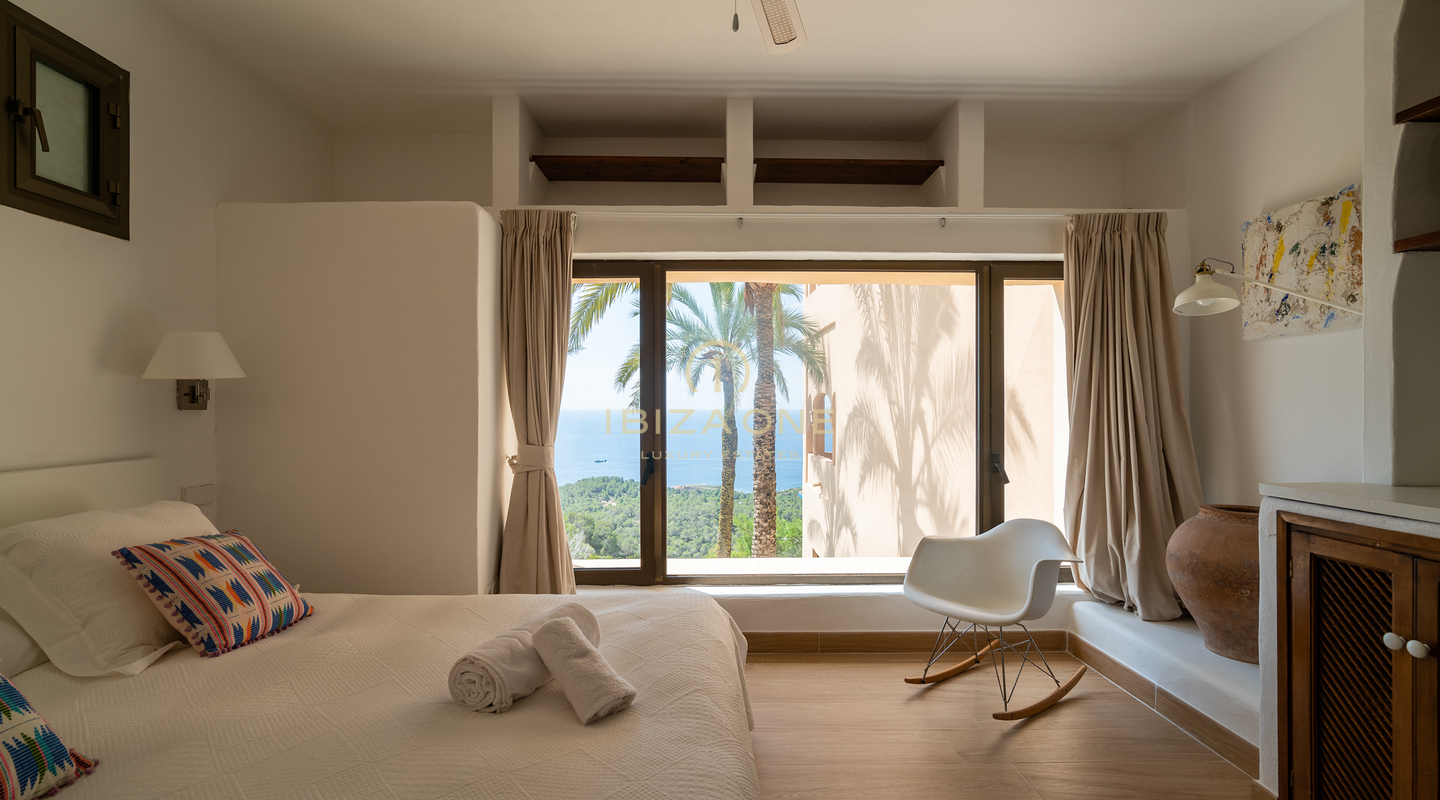 Extraordinary luxury villa with views to the sea, Dalt Vila and Formentera for sale