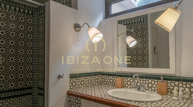 Extraordinary luxury villa with views to the sea, Dalt Vila and Formentera for sale
