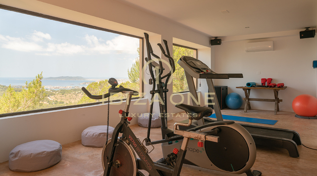 Extraordinaria villa de lujo con vistas al mar, Dalt Vila y Formentera en venta
