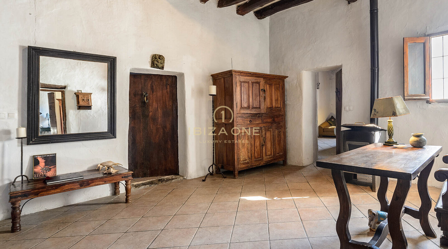 Luxe finca uit de 15e eeuw te koop op Ibiza