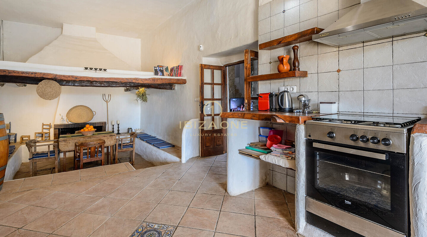 Finca ibicenca de lujo del siglo XV en venta, Ibiza