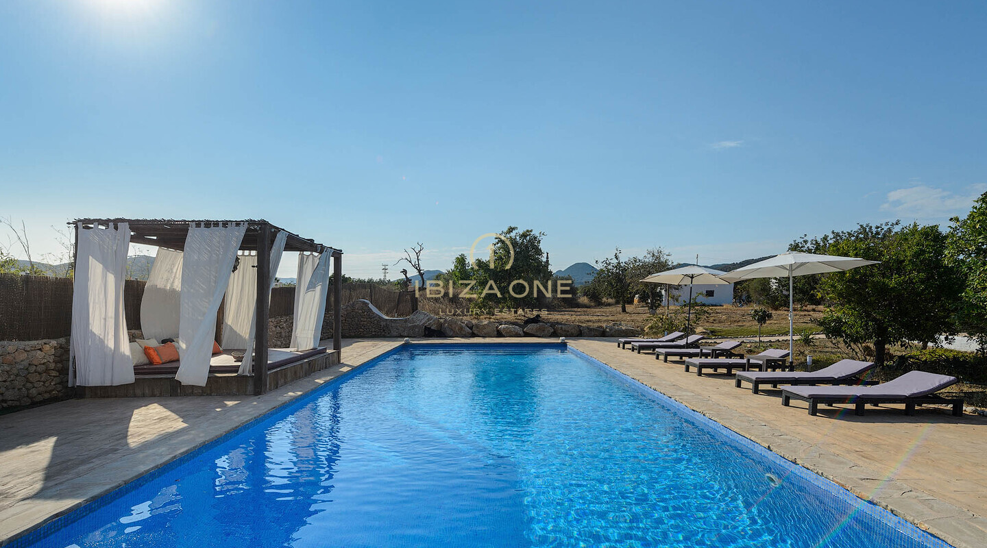 Luxe finca uit de 15e eeuw te koop op Ibiza