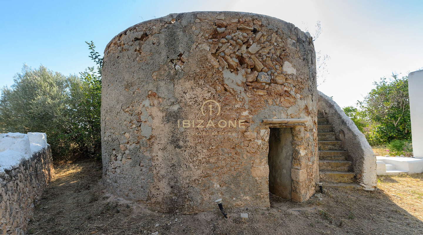 Ibicencan luxury finca from the 15th century for sale, Ibiza