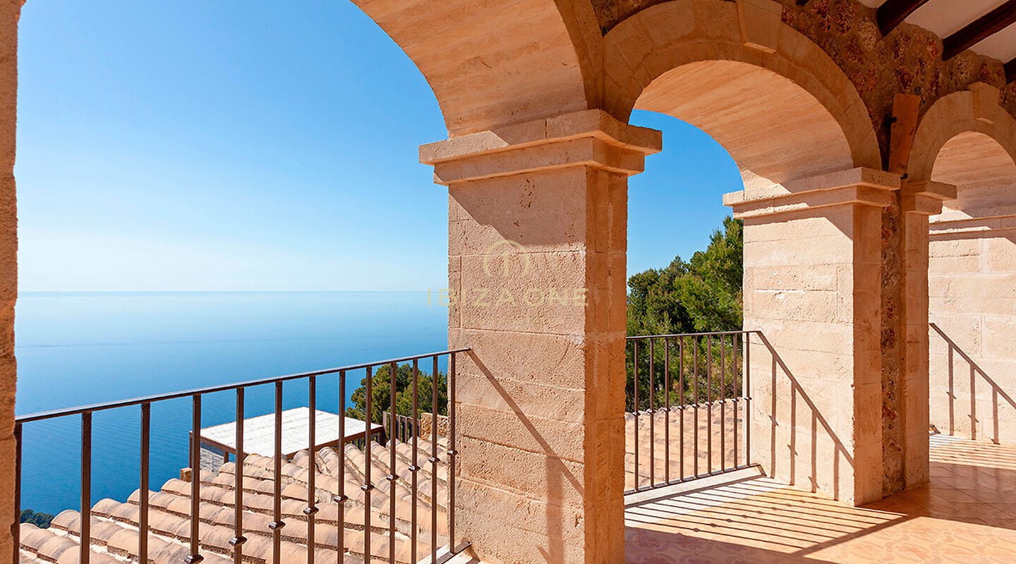 Finca de luxe en bord de mer à Majorque à vendre
